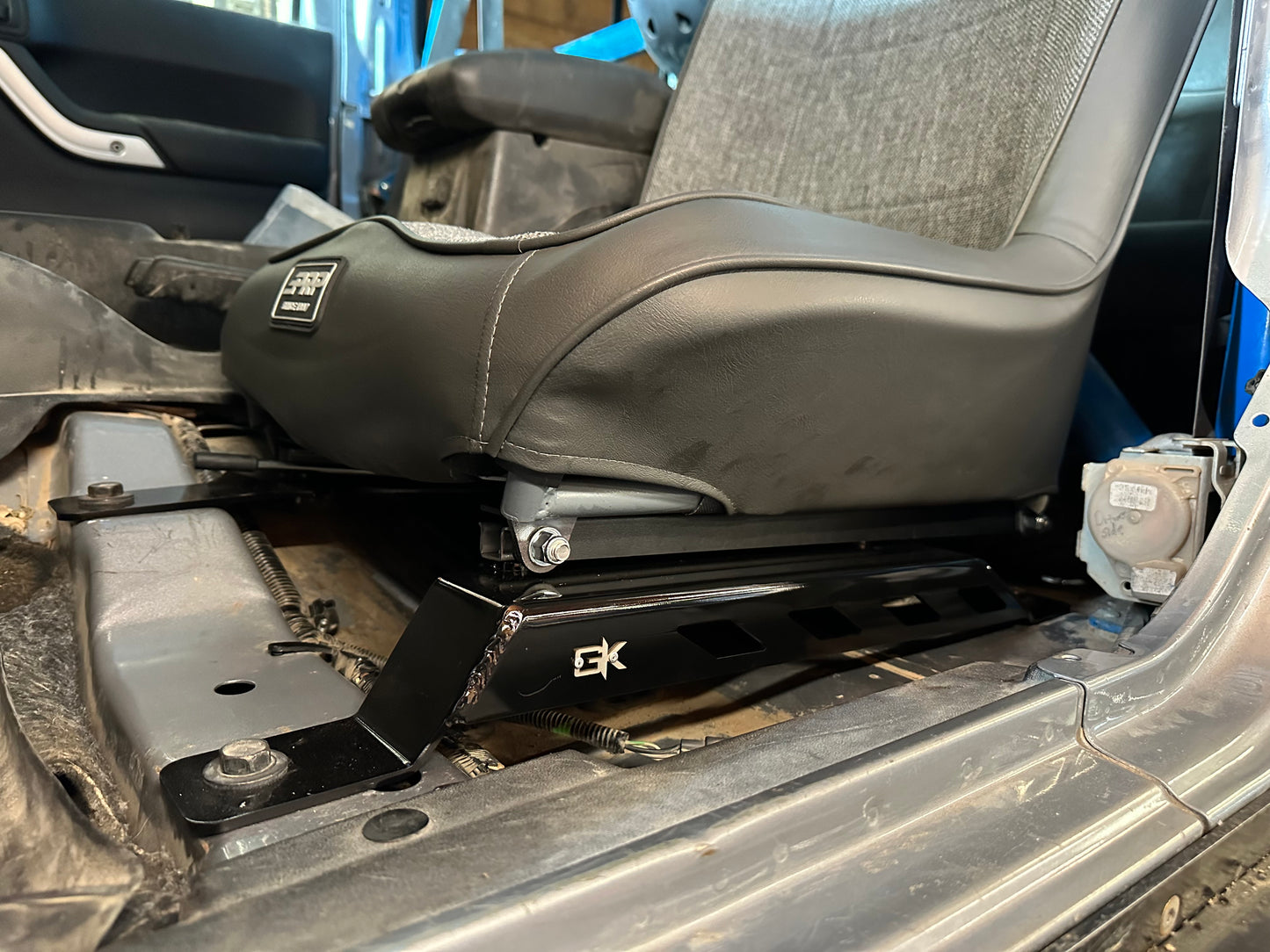 "Big and Tall" PRP Seat Lowering Brackets for Jeep JKU Wrangler