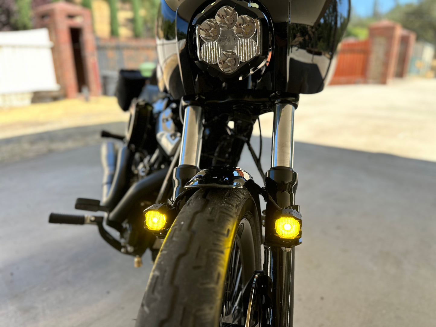 2018+ Softail Street Bob FXBB FXST Harley Davidson Fork Mounted Fog Light Brackets