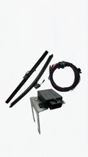 Load image into Gallery viewer, 1983-2006 Jeep TJ and XJ Heated Wiper Blades with Installation Brackets
