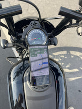 Load image into Gallery viewer, 2022 Harley-Davidson Nightster 975 Quadlock phone mount