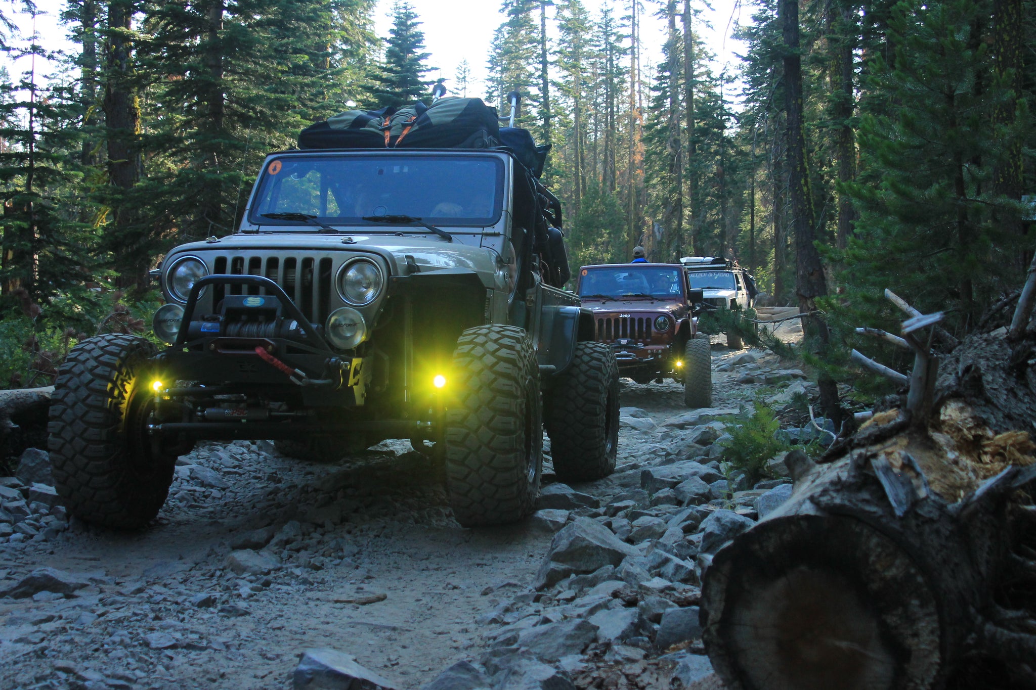 DynaTrac Prorock Dana 60 Steerable Knuckle Pod Light Mounts for High S