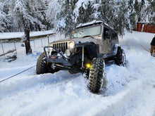 Load image into Gallery viewer, DynaTrac Prorock Dana 60 Steerable Knuckle Pod Light Mounts for High Steer